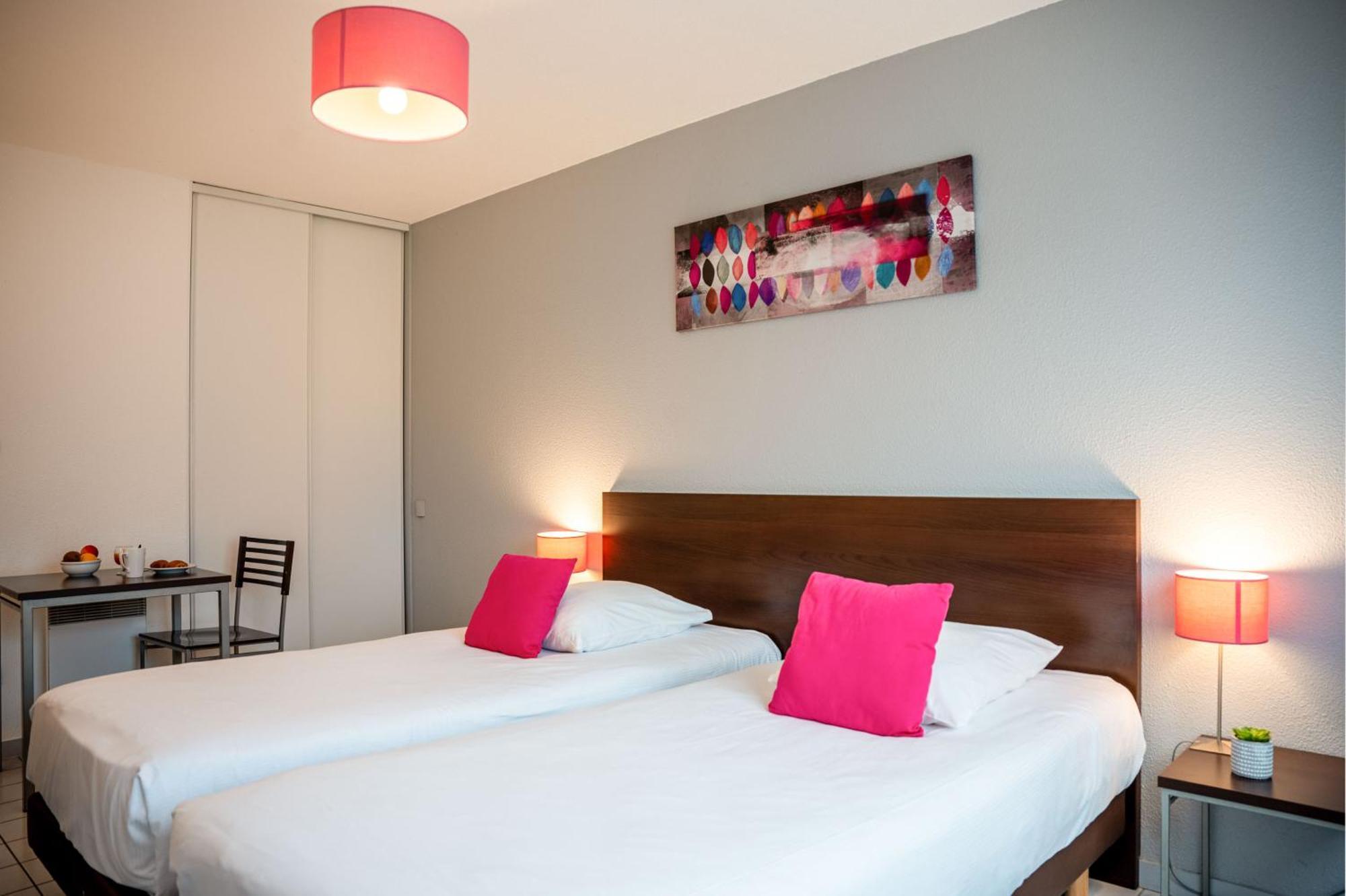 Comfort Aparthotel Besancon La City ภายนอก รูปภาพ